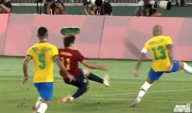 1628341007171097425.jpg 32545432.jpg